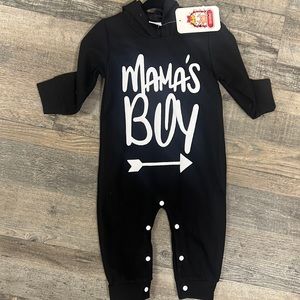 Black mamas boy sleeper/jumpsuit size 6-9M
